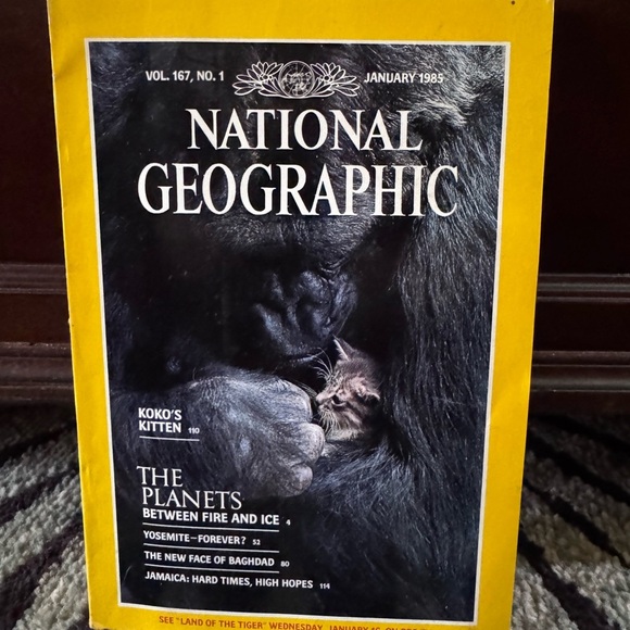 National Geographic: Complete 1985 Issues with Maps - Picture 2 of 13